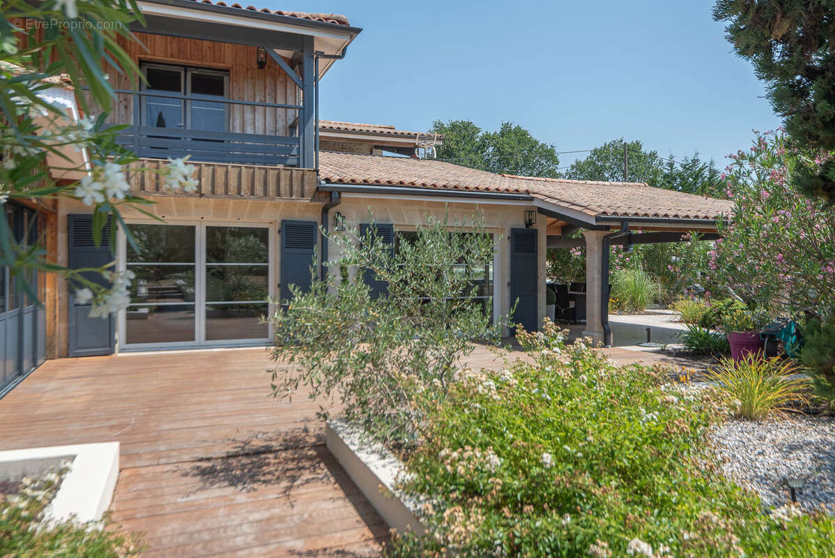 Charmante maison en pierre - 315m2 - creon - photo 33