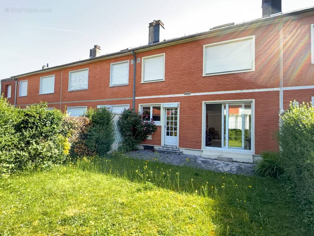 Maison à LYS-LEZ-LANNOY