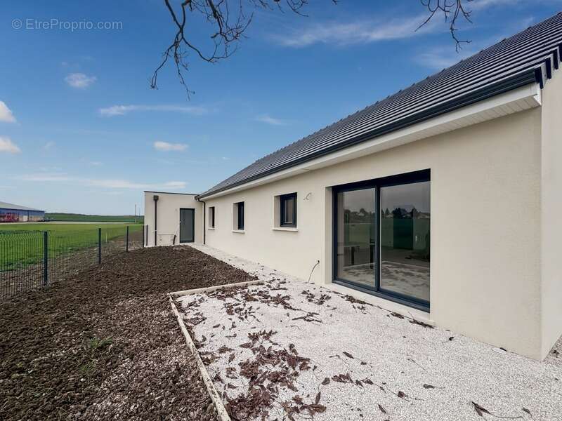 Maison à REMILLY-SUR-TILLE