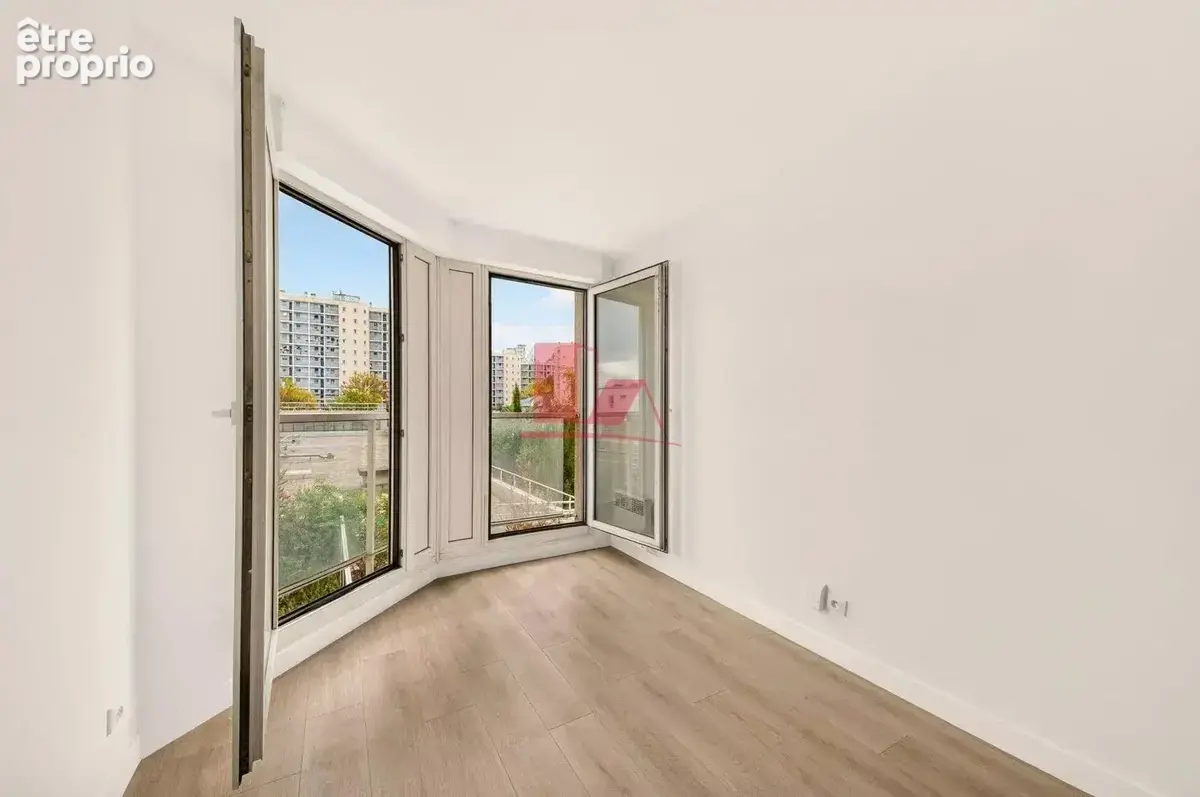 Vanves gare - appartement 3 pieces de 64 m²- balcon - parking - photo 7
