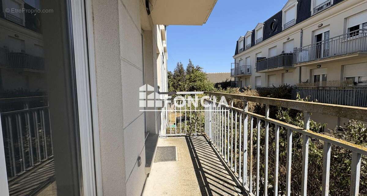 CORBEIL - 2 Pièces avec balcon et parking en sous-sol - photo 10