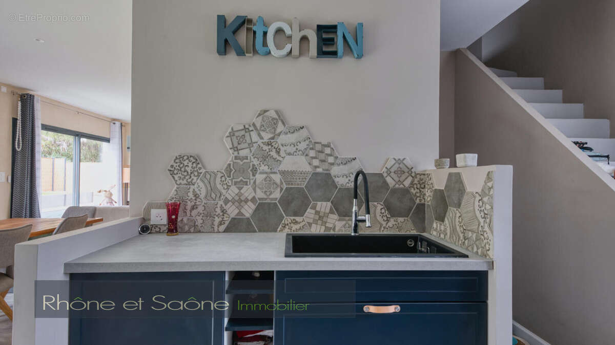 Photo 9 - Maison à ALBIGNY-SUR-SAONE