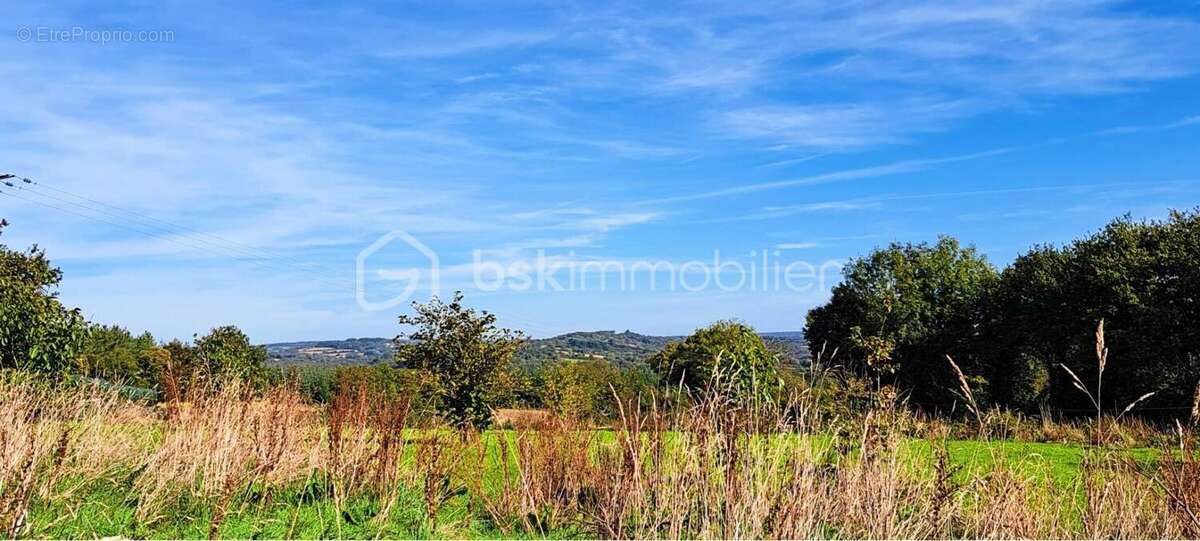 Maison à POULLAOUEN