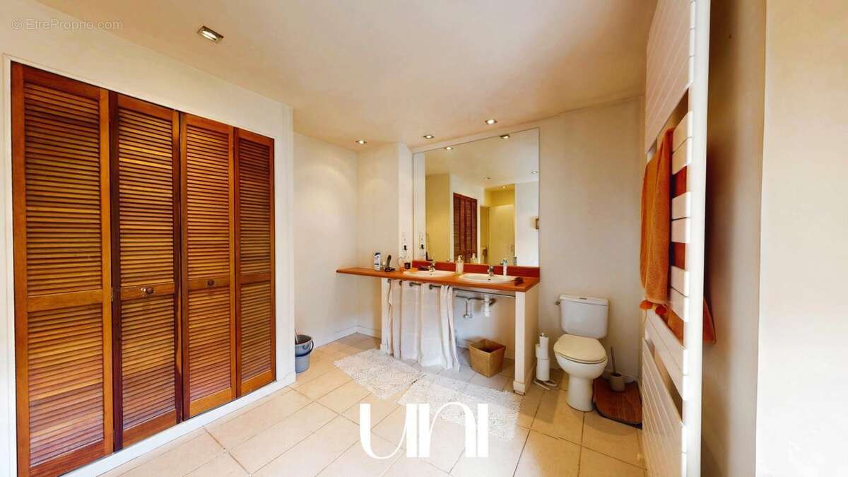 Maison à FLEURY-SUR-ORNE