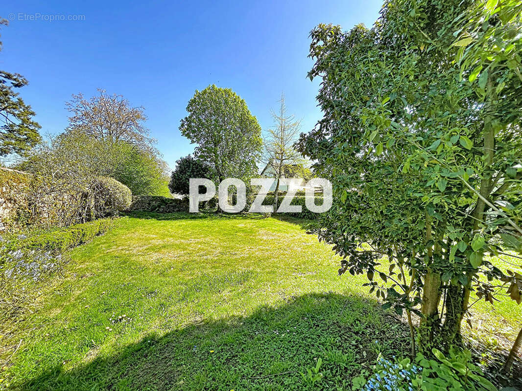 Maison à VILLEDIEU-LES-POELES