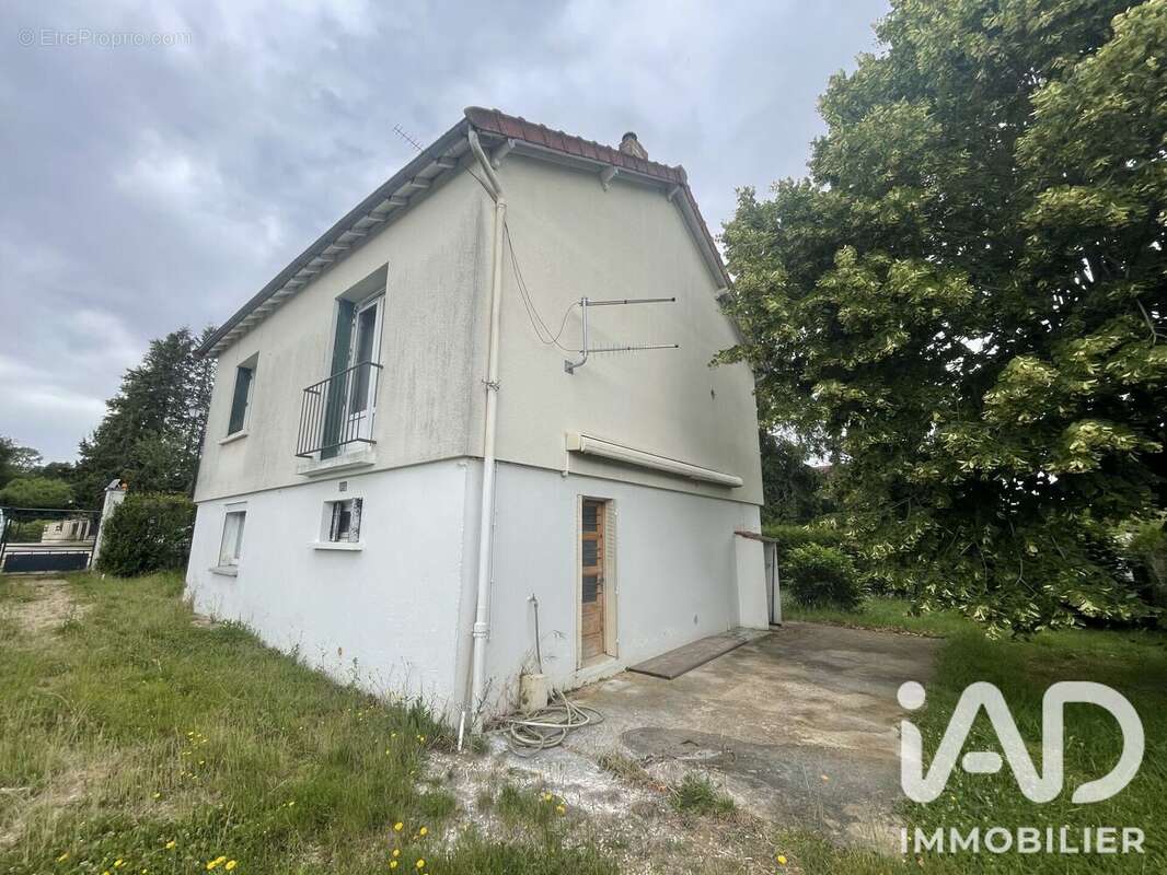 Maison 93 m² à Hery  - photo 5