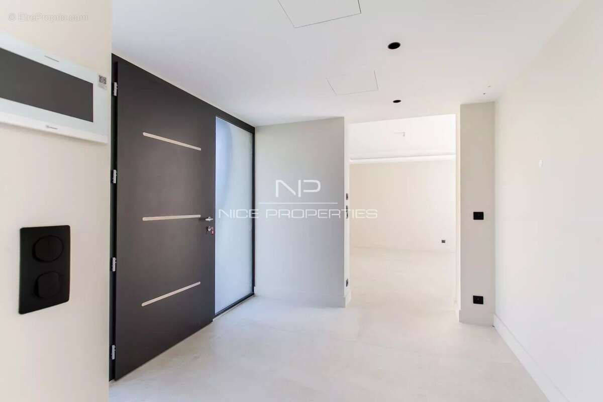 Maison à MOUANS-SARTOUX