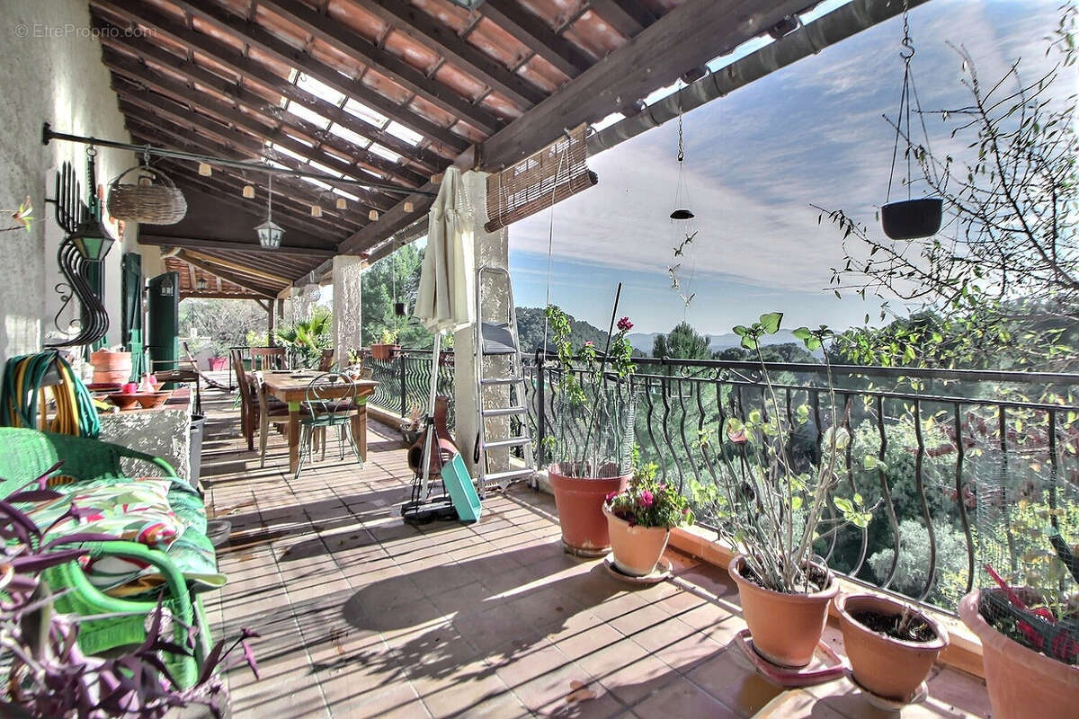 Maison à DRAGUIGNAN