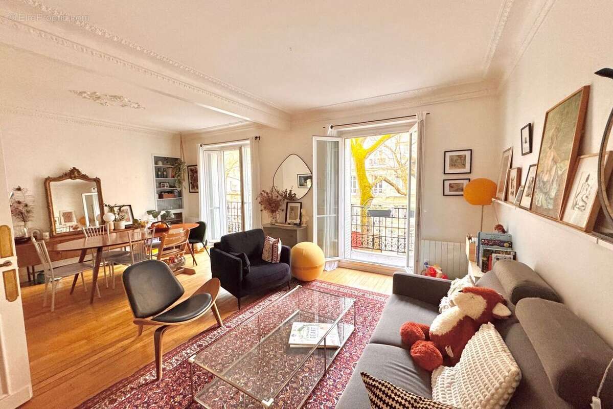 Appartement à PARIS-12E