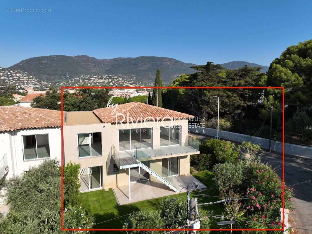 Maison à CAVALAIRE-SUR-MER