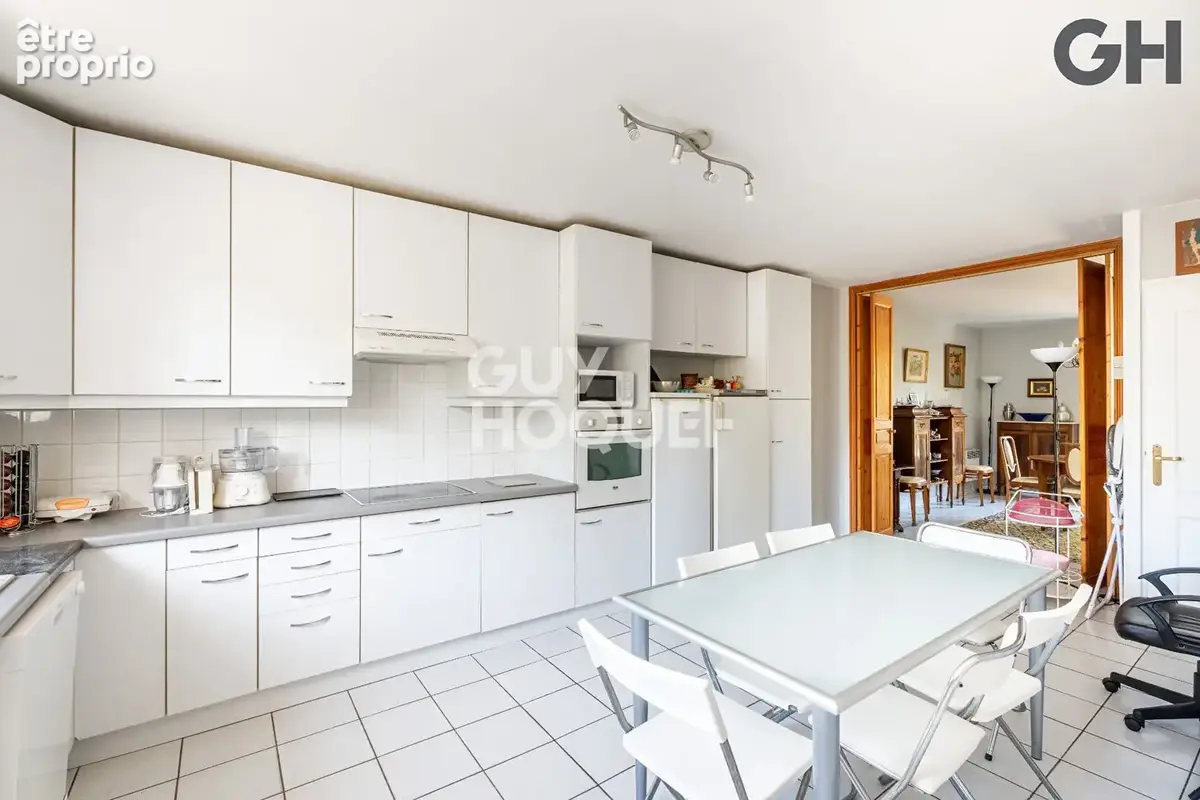 Maison familiale avec sous-sol de 7 pieces (173 m²) à soisy-sur-seine - photo 8