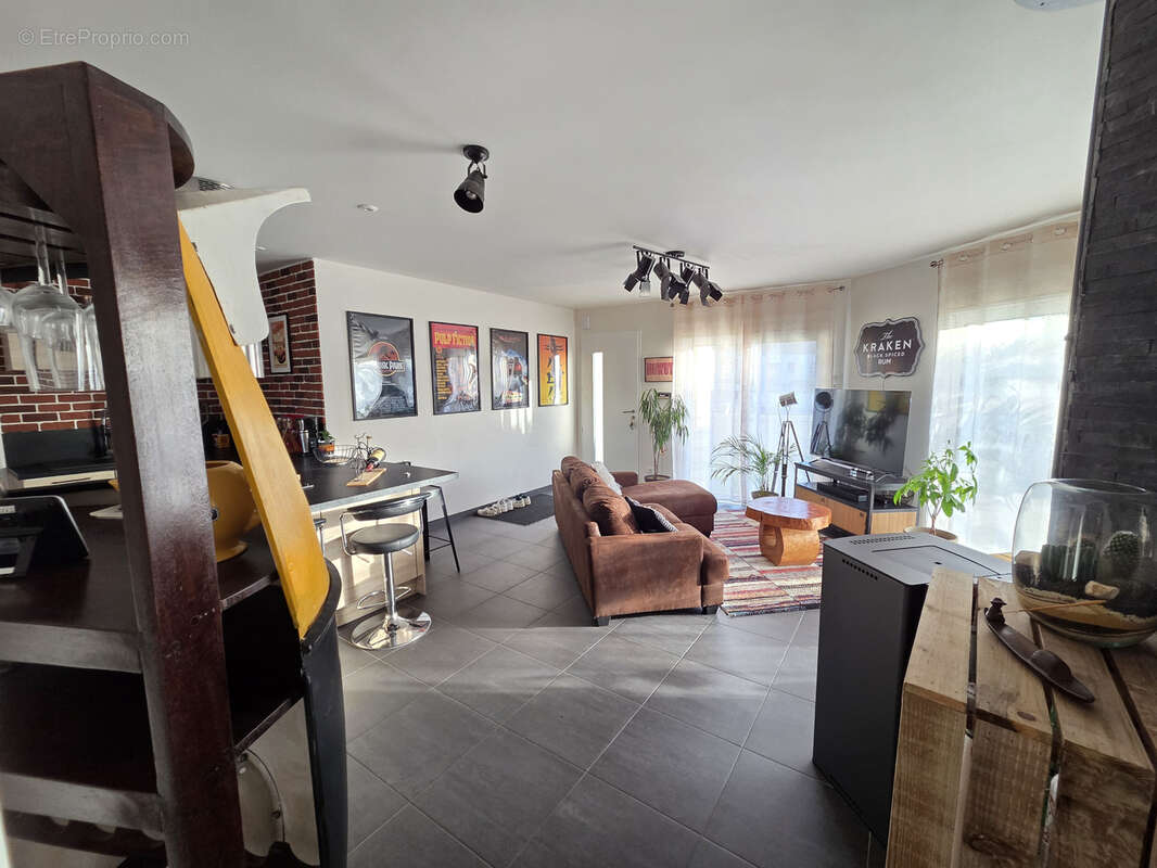 Maison à SAINT-JULIEN-DES-LANDES