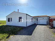 Maison à LA JARD