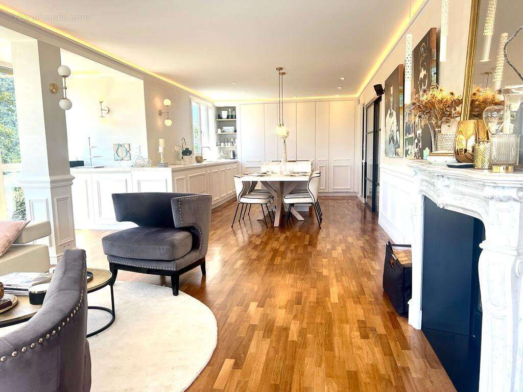 Maison à MENTHON-SAINT-BERNARD