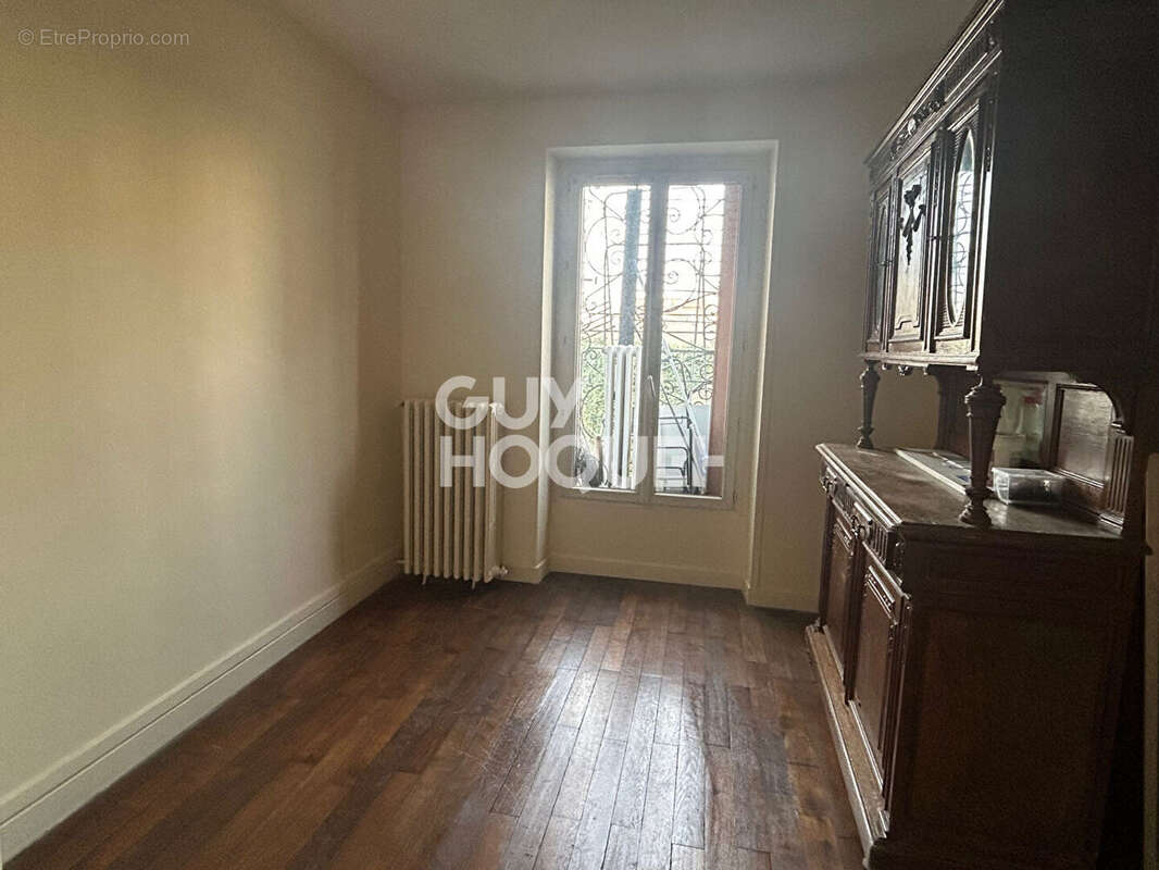Appartement à AUBERVILLIERS