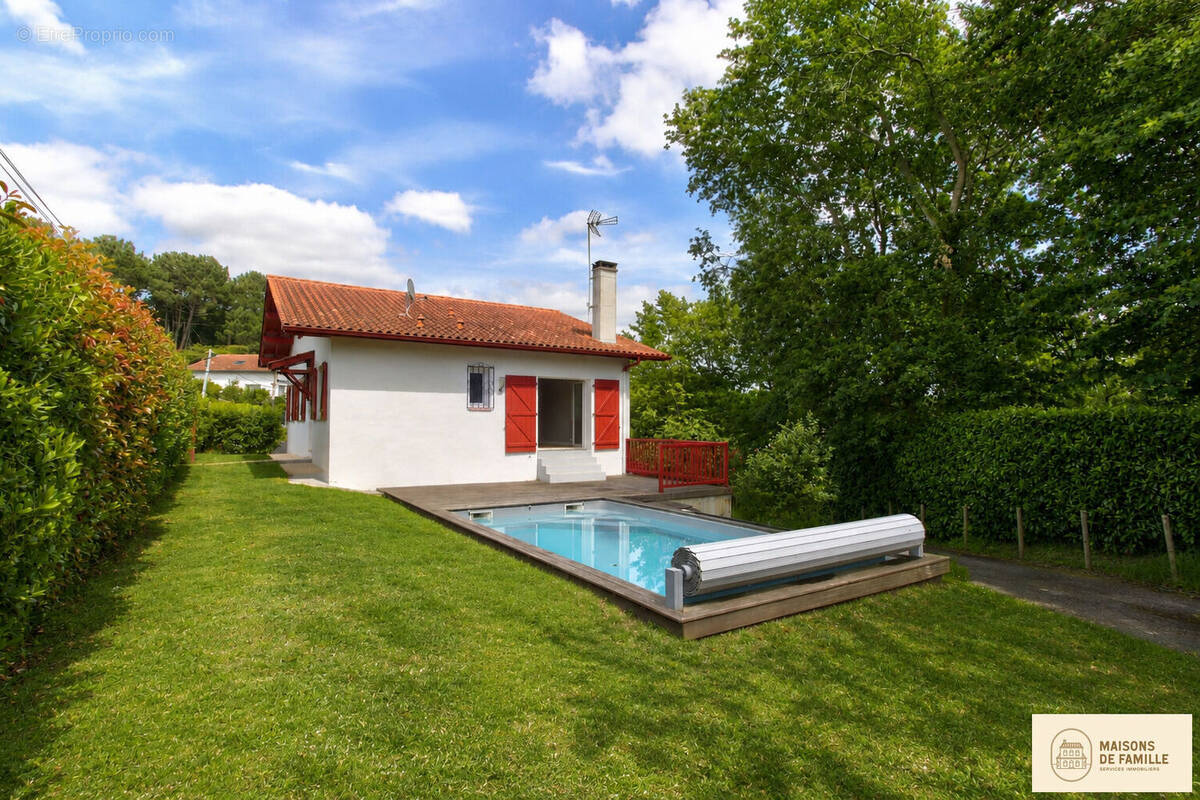 Maison à BASSUSSARRY
