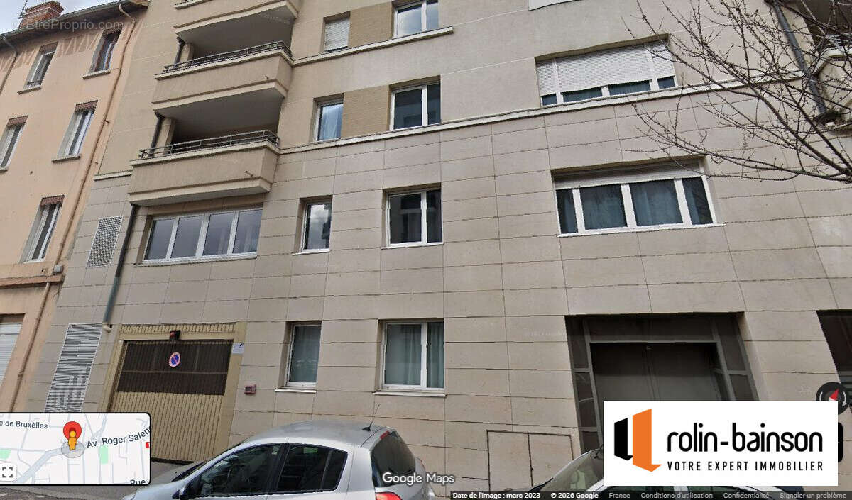 Parking à VILLEURBANNE