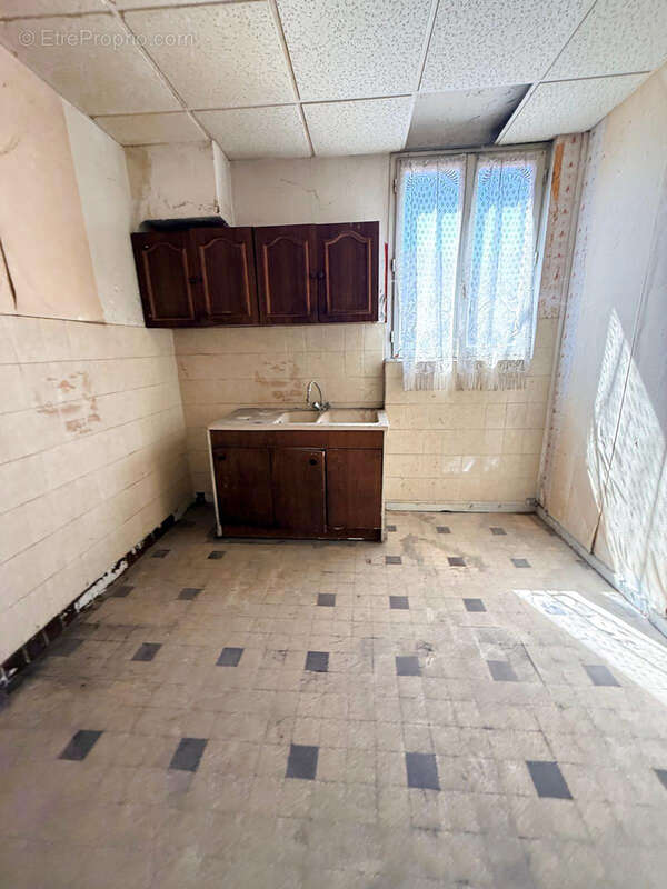 HIDRI IMMO PLUS vous propose un Ensemble immobilier unique à fort potentiel : Maison, Atelier et Dépendances - photo 14