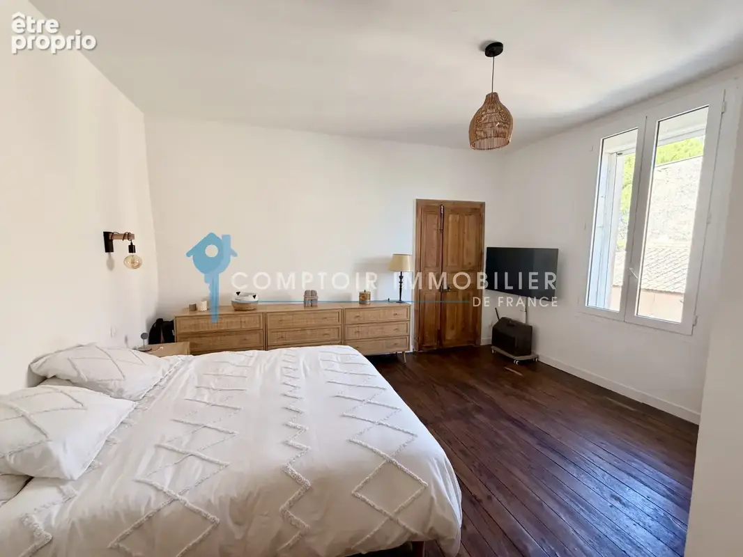 En exclusivité  Pépite et rare A vendre Vergèze, maison vigneronne entièrement rénové 190 m2 environ sur 300 m - photo 18