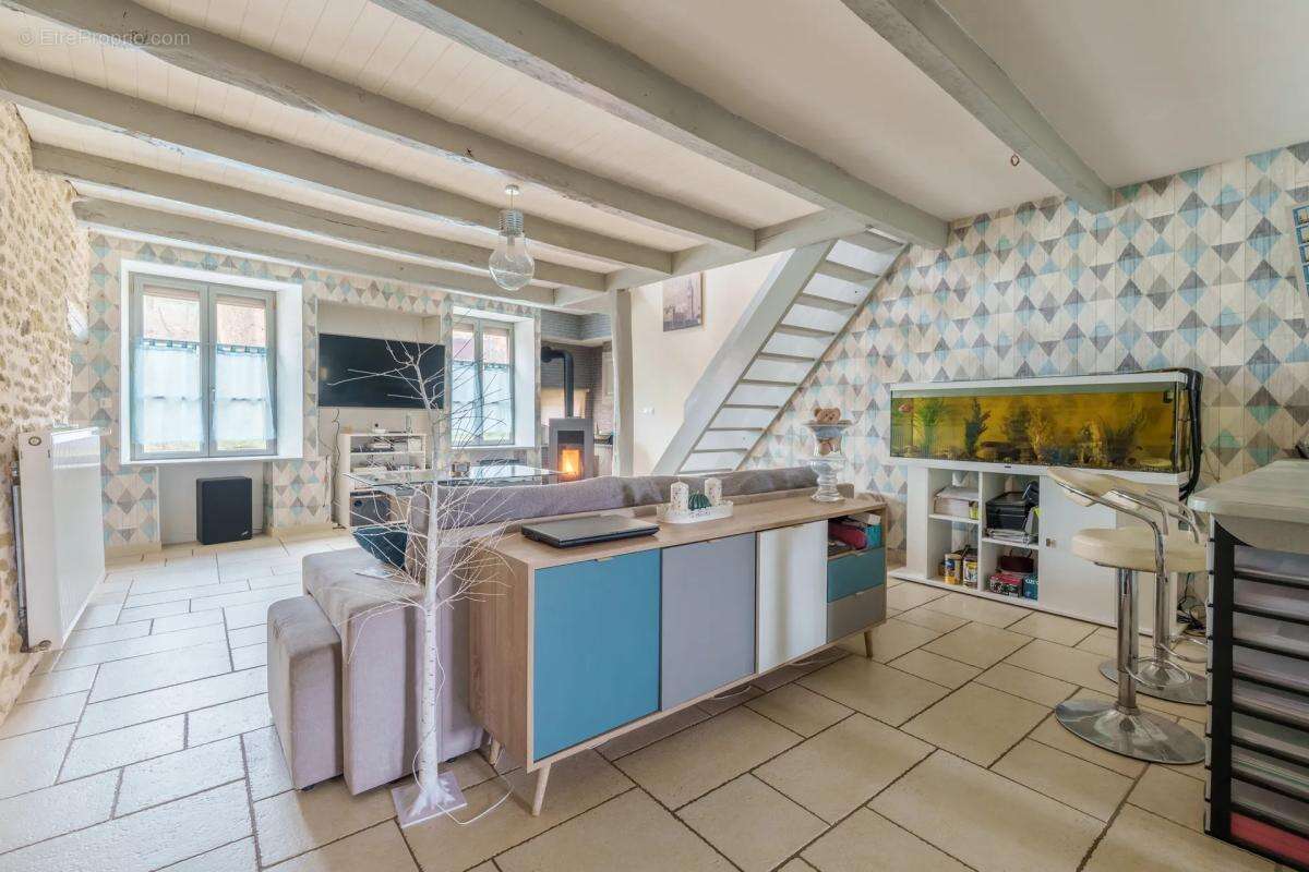 Maison à VAL-DE-MEUSE