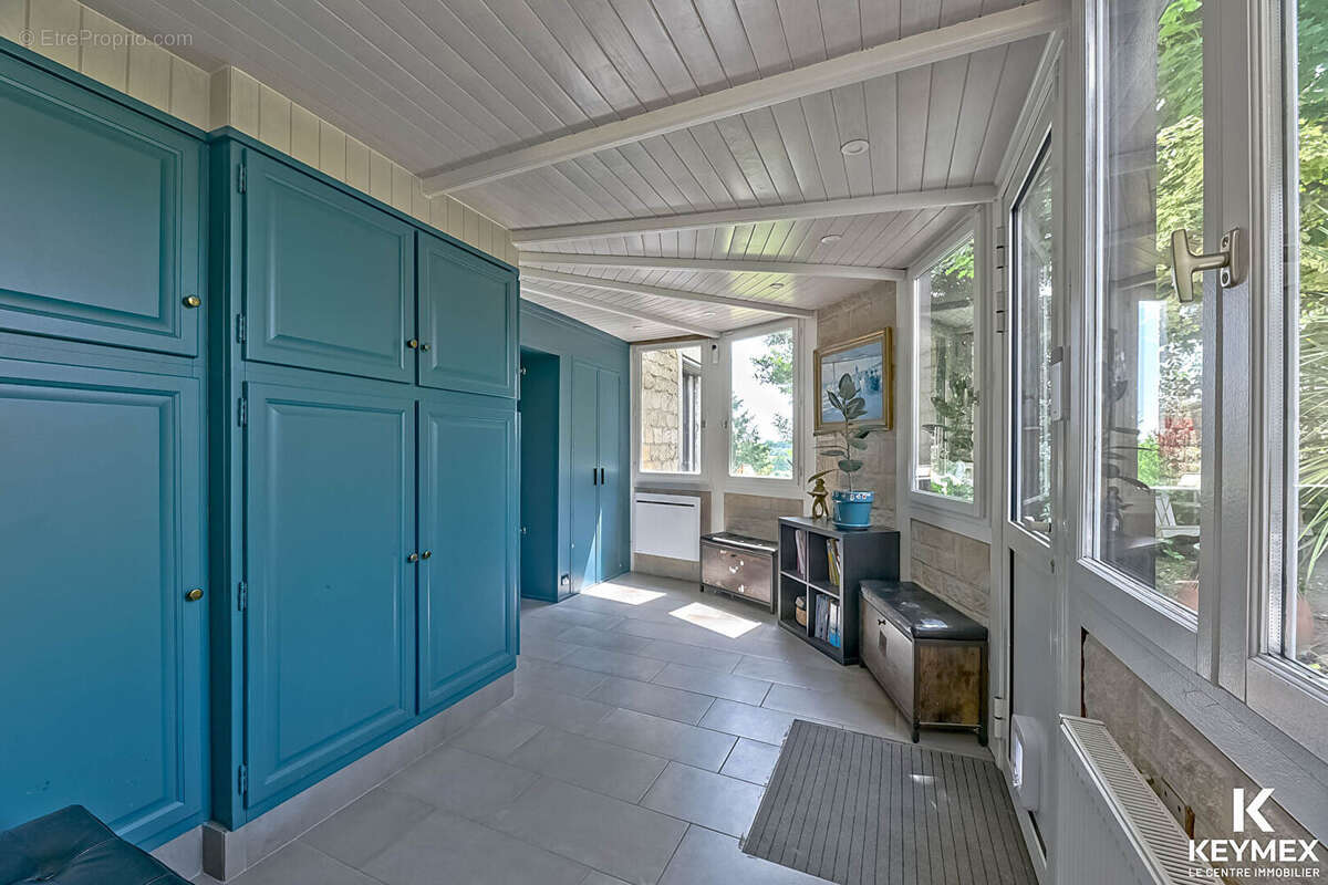 VENTE INTERACTIVE - Maison familiale lumineuse avec jardin - Champagne-sur-Oise (95660) - 179m² - 6 chambres - photo 2