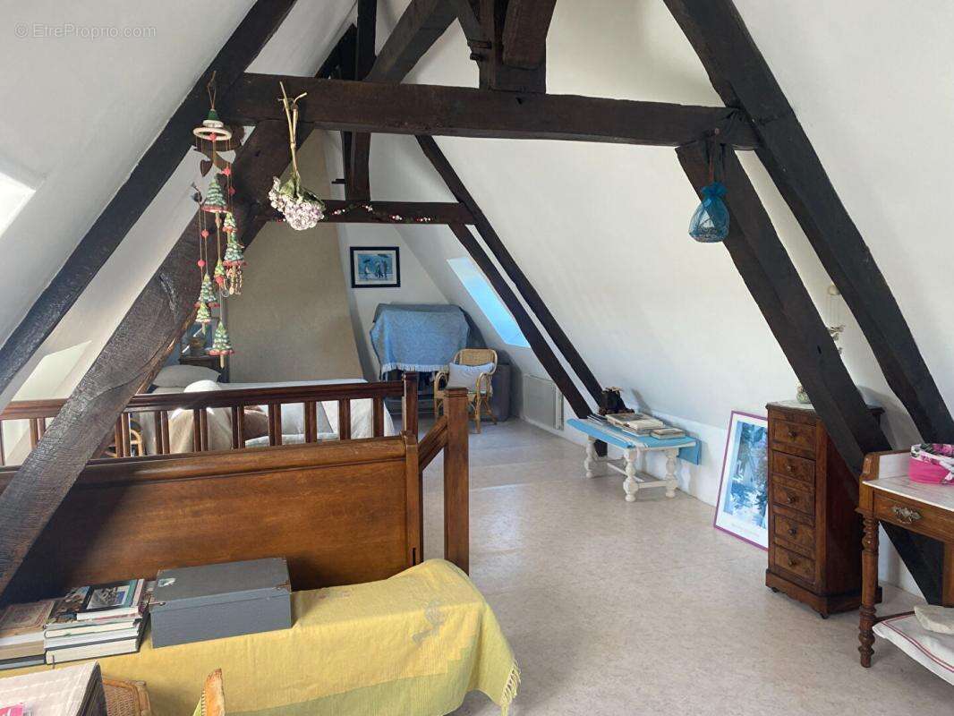 Maison à MEZIERES-EN-BRENNE