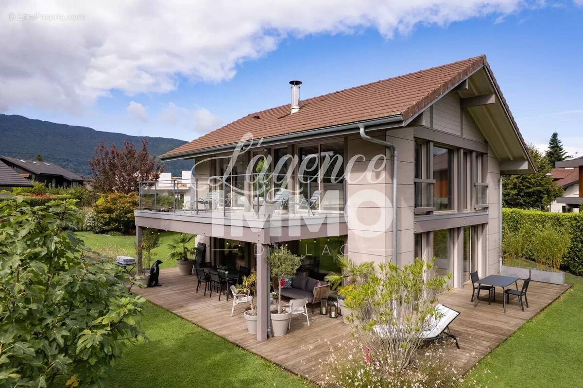 Maison à SAINT-JORIOZ