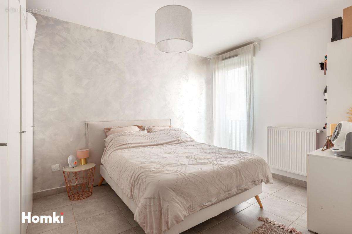 Appartement à MARSEILLE-2E