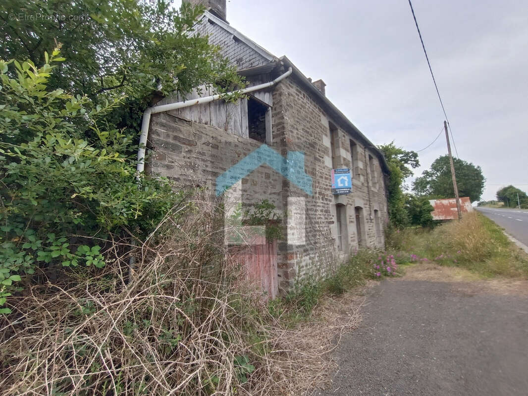 Maison à CHAMPREPUS