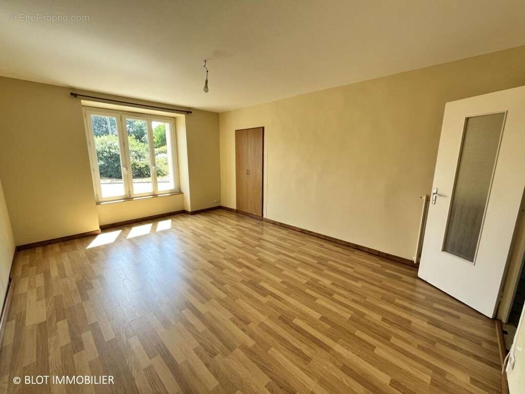 Maison 117 m² à Vignoc  - photo 5