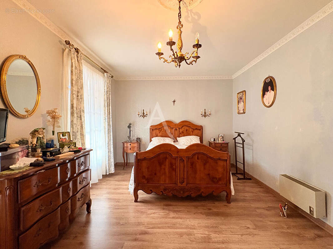 Maison à VENTENAC-CABARDES