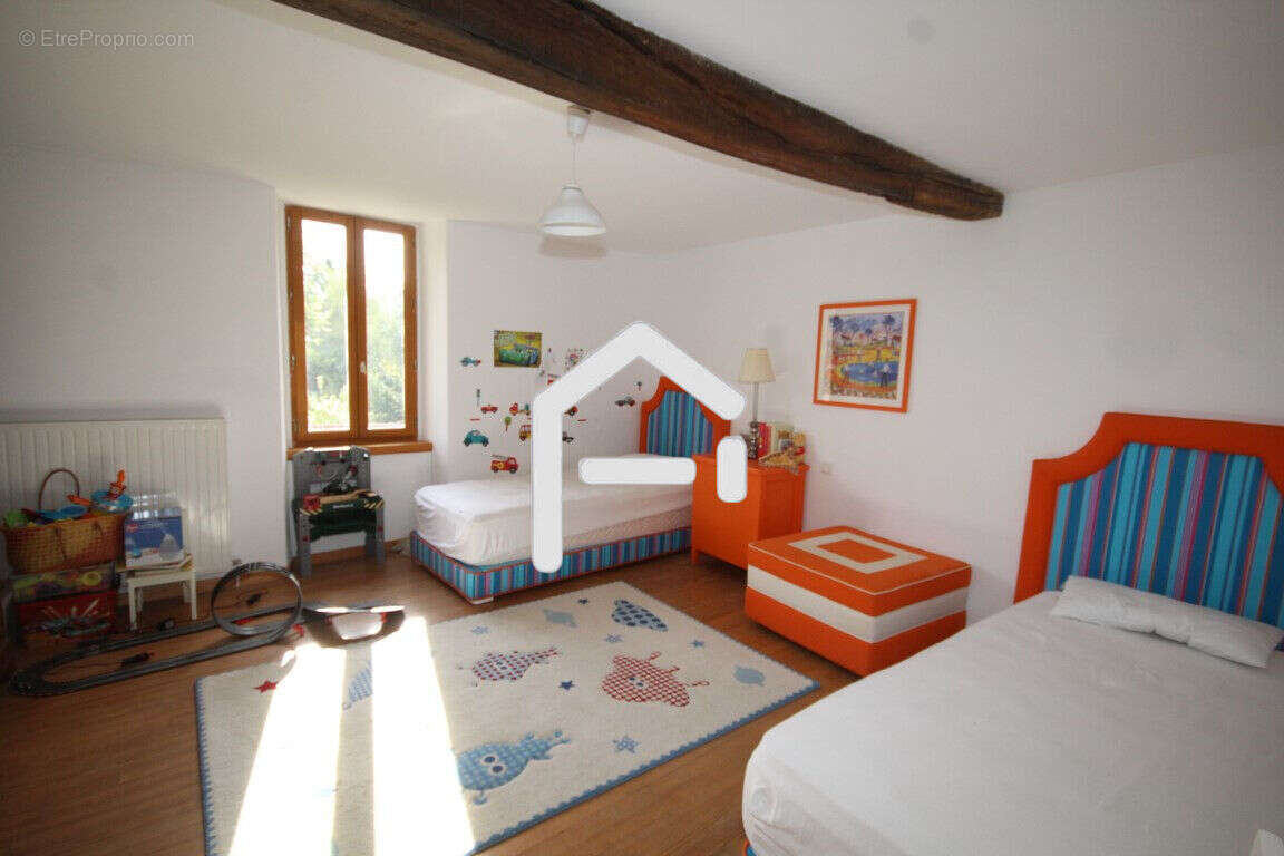 Maison 300 m² à Varilhes  - photo 5