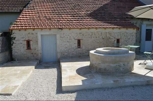 Maison à CHARENTON-DU-CHER
