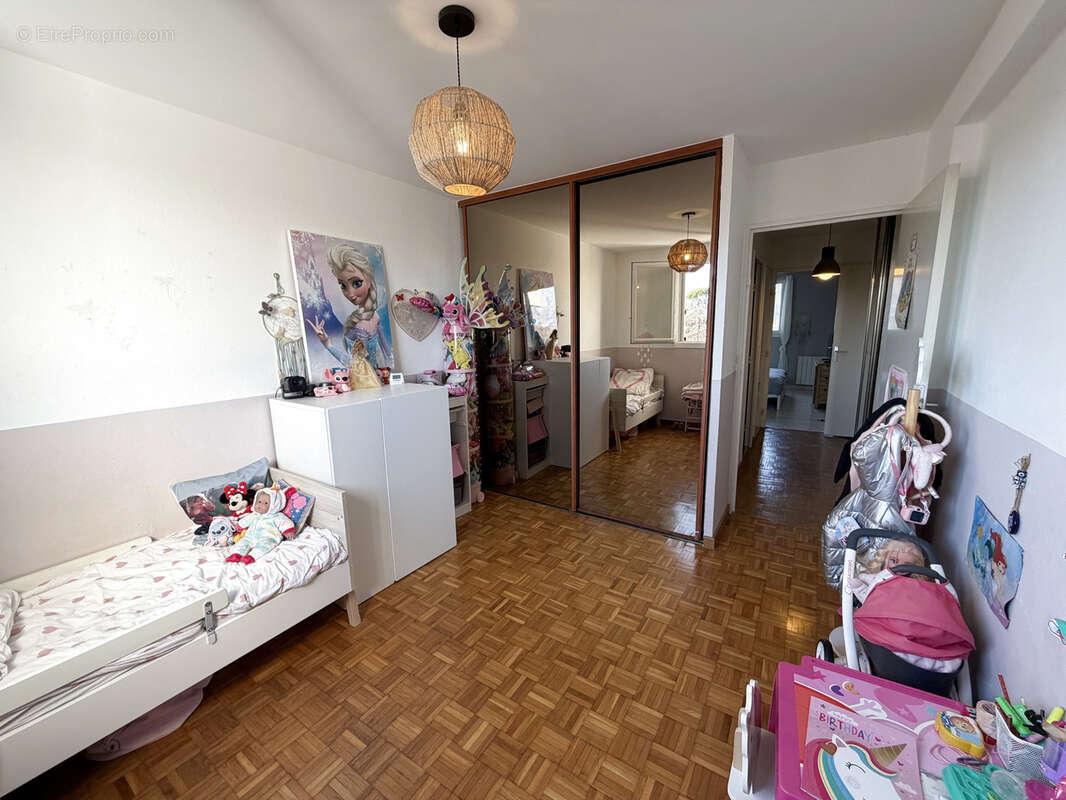 Appartement à MARSEILLE-12E