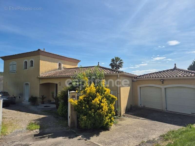 Maison à QUISSAC