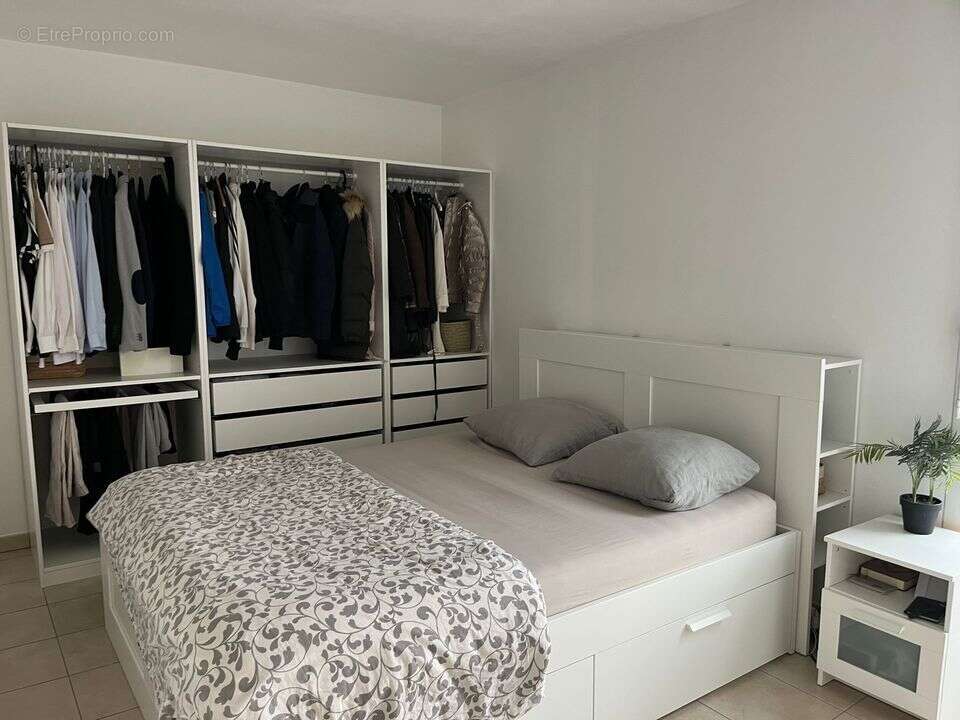 Appartement à DECINES-CHARPIEU