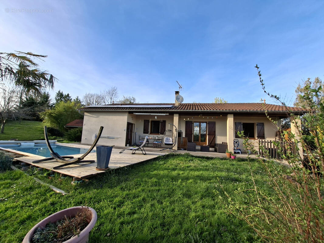 Maison à MIRANDE