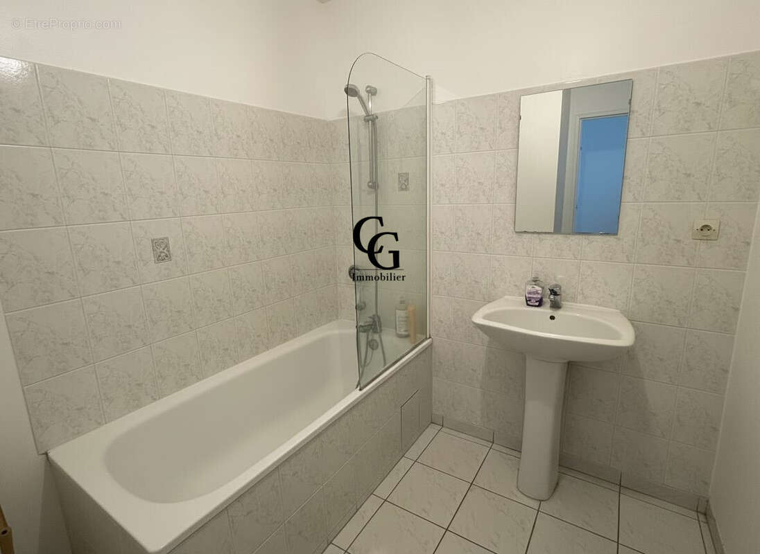 Appartement à LES SORINIERES