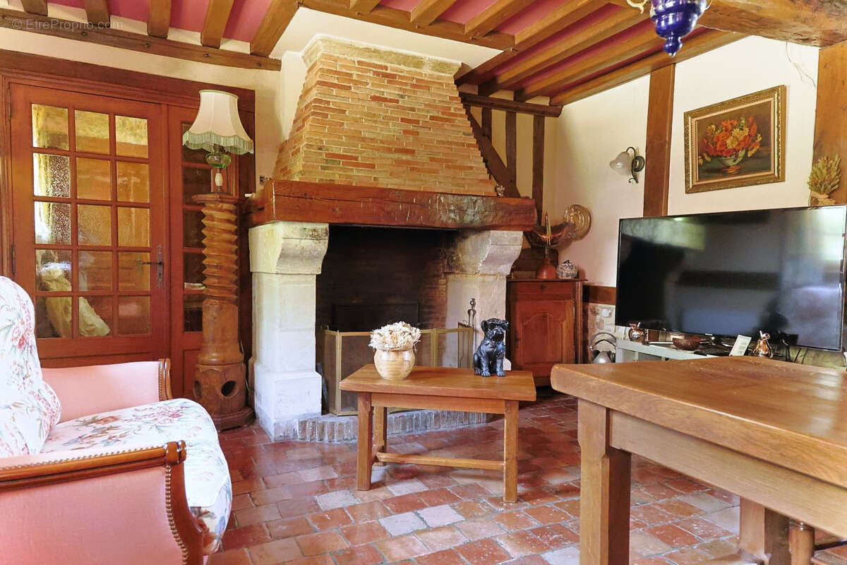 Maison PONT L'EVEQUE 4 pièce(s), 96 m² (146.44 m² au sol) 3 ch dt 1 au rdc, 13056 m² dont prairie - photo 3