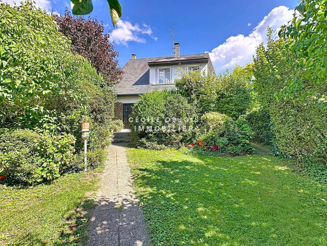 Maison à CHAMPIGNY-SUR-MARNE