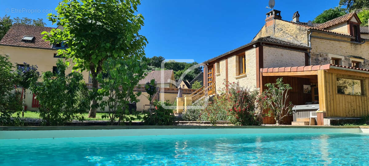 Maison à SARLAT-LA-CANEDA