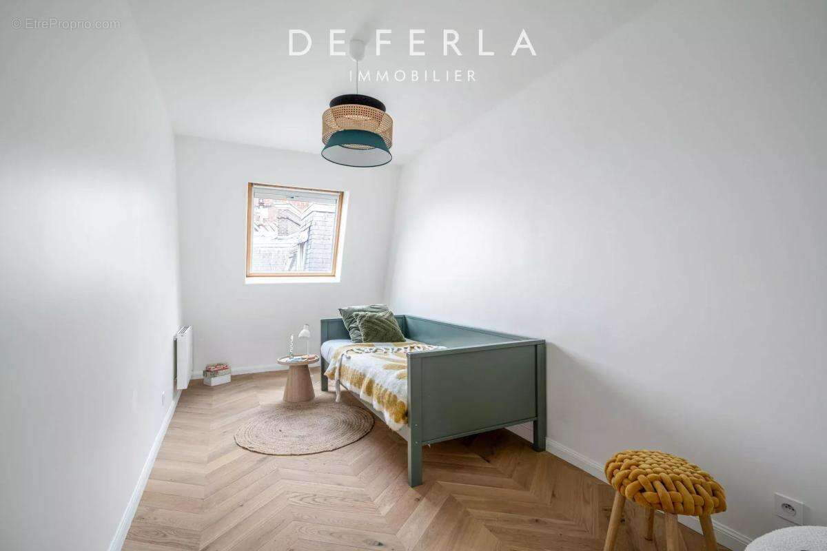 Appartement 5 pièces - PARIS XVII - photo 7