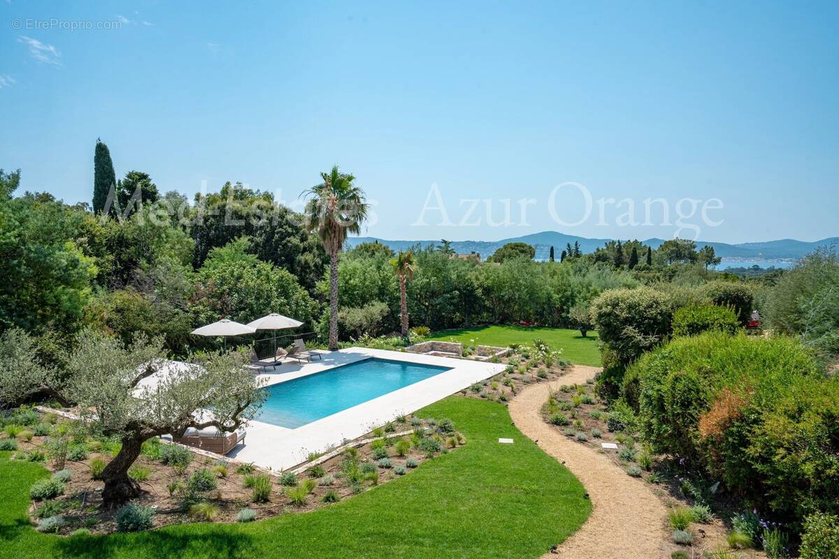 Élégante villa provençale rénovée avec vue mer – Domaine privé à Grimaud - photo 3