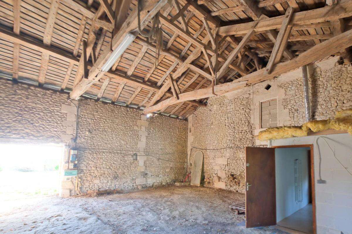 Maison à GRAND-BRASSAC