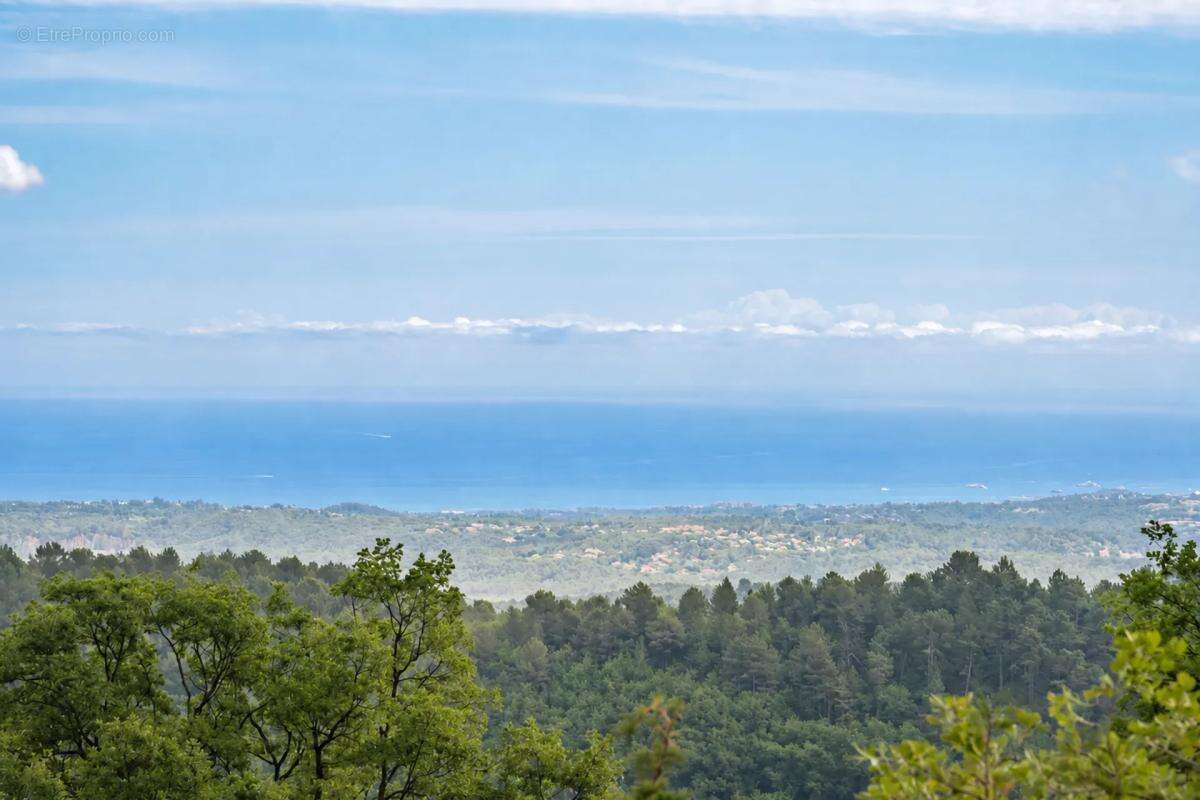 Maison de 6 pièces de 256 m² à Le Bar-sur-Loup - photo 14