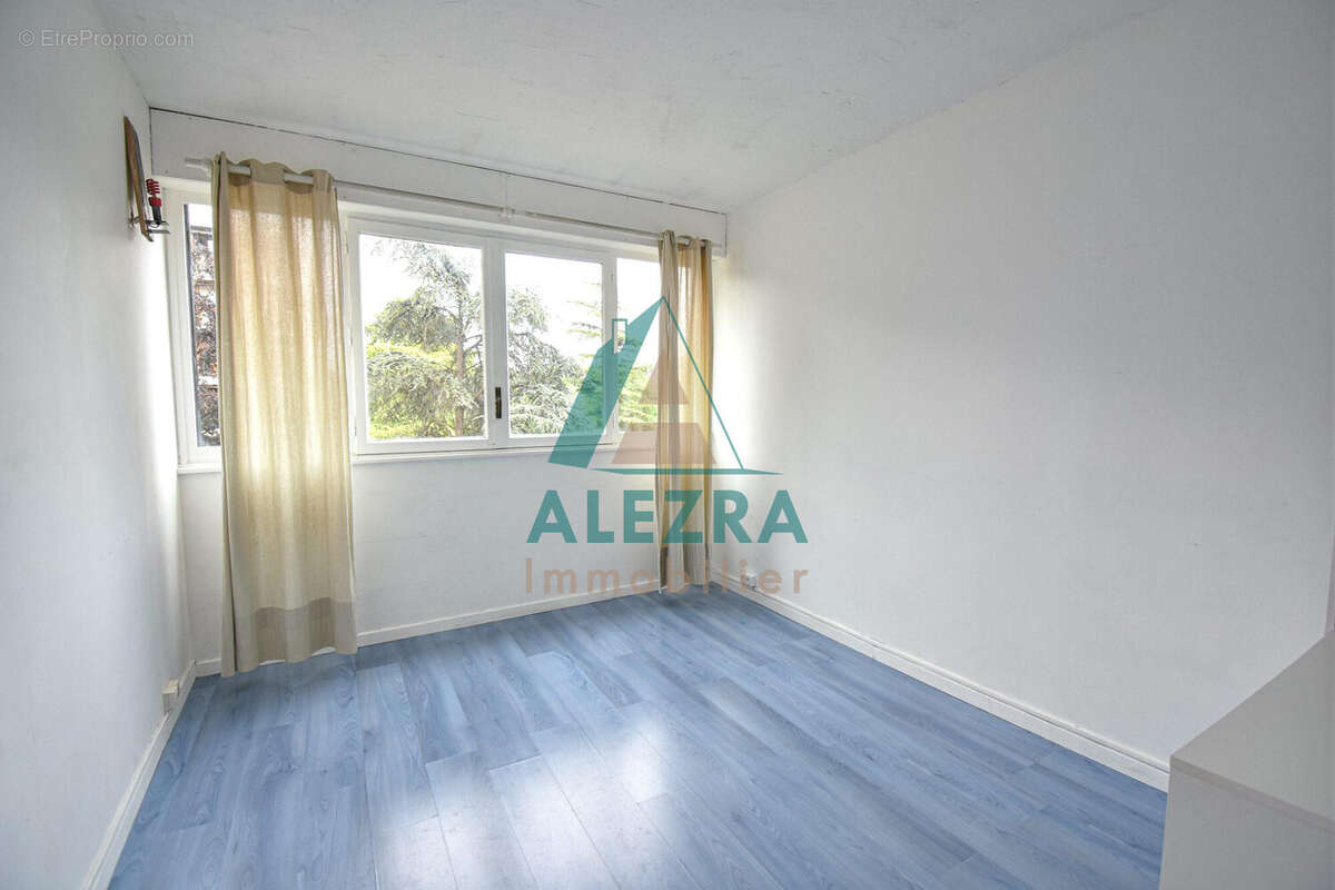Appartement 56 m² à La Celle-Saint-Cloud  - photo 8