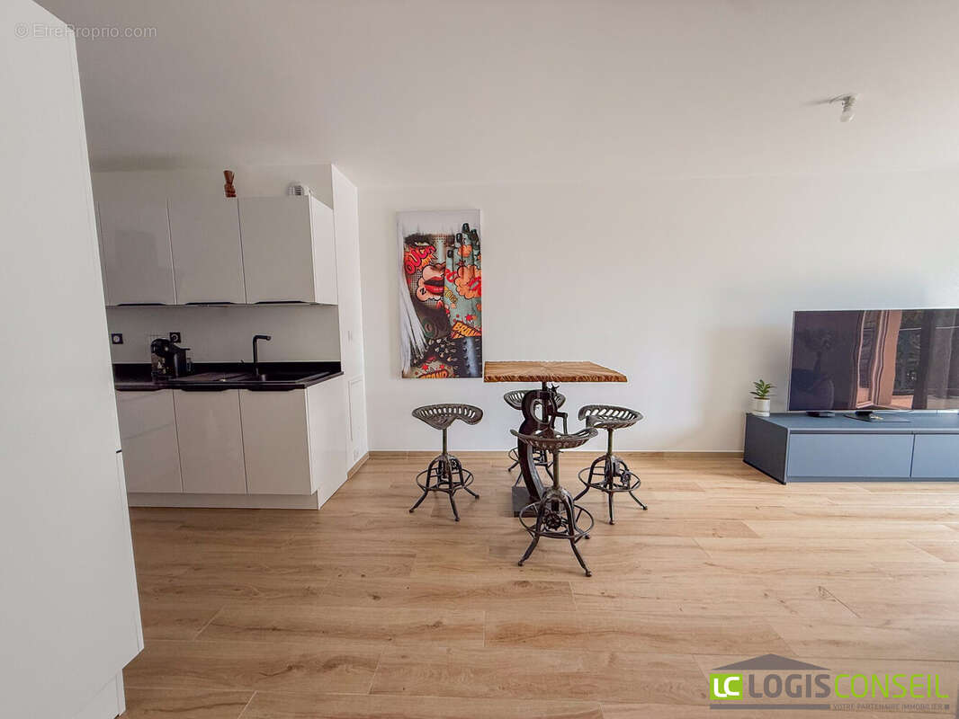 Appartement à LE PLESSIS-ROBINSON