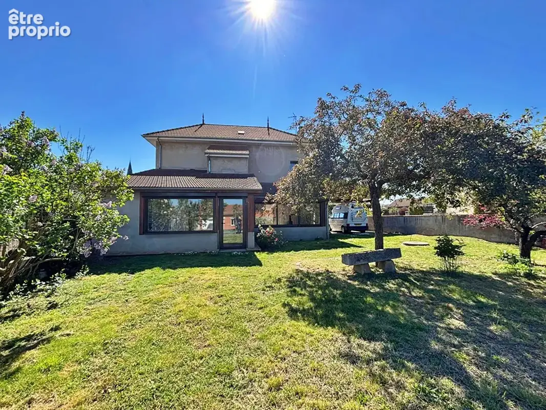 Photo Maison à Mably au prix de 239 000€