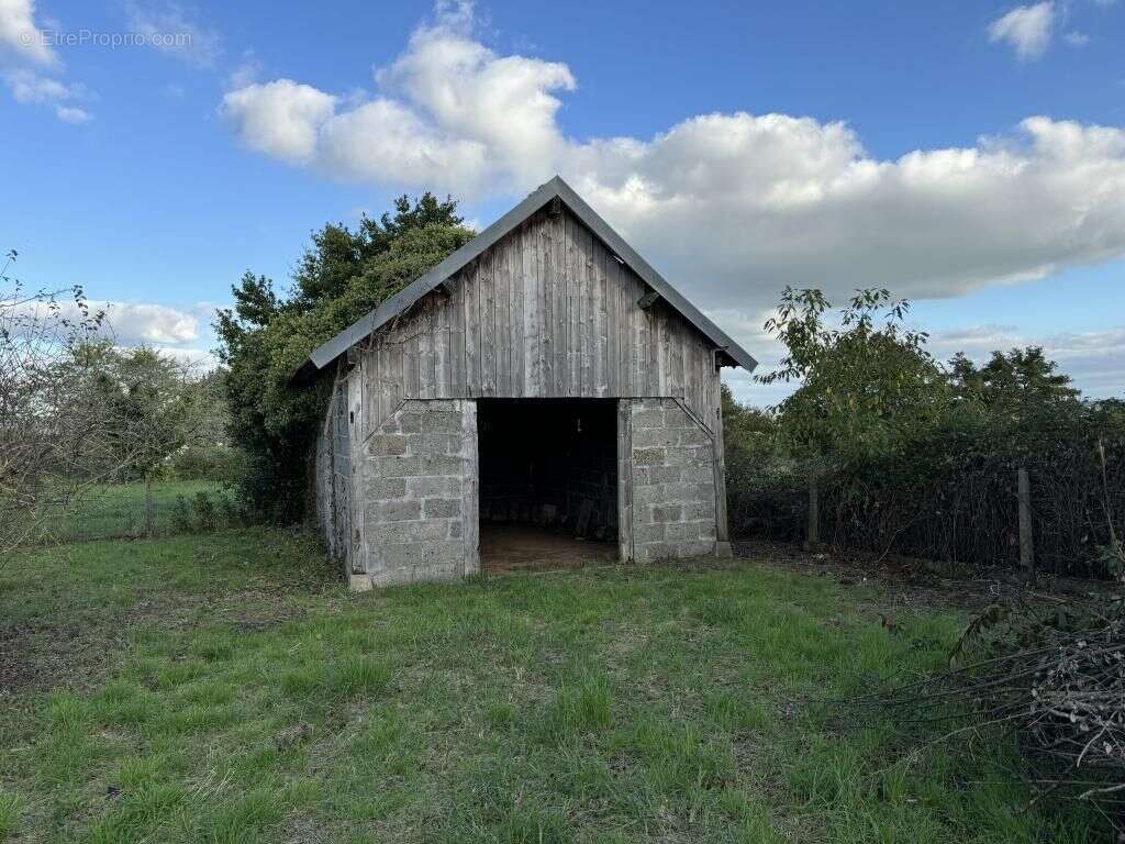 Maison à SAINT-VITTE