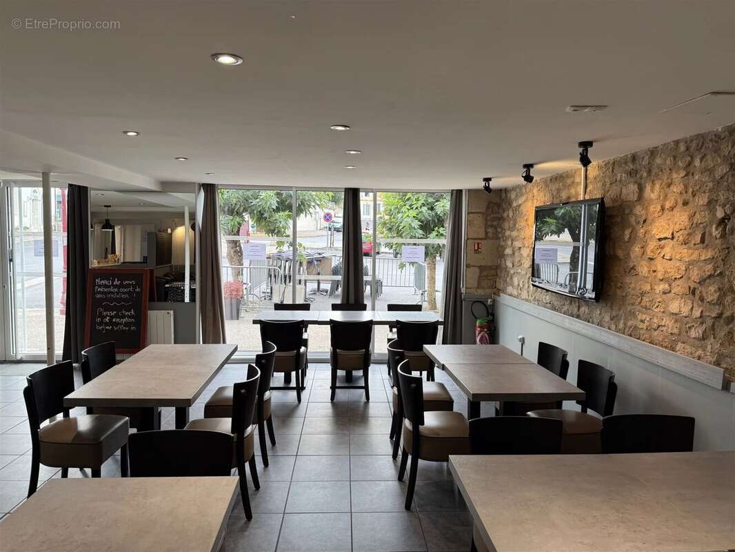 Commerce à SAINT-SAVIN